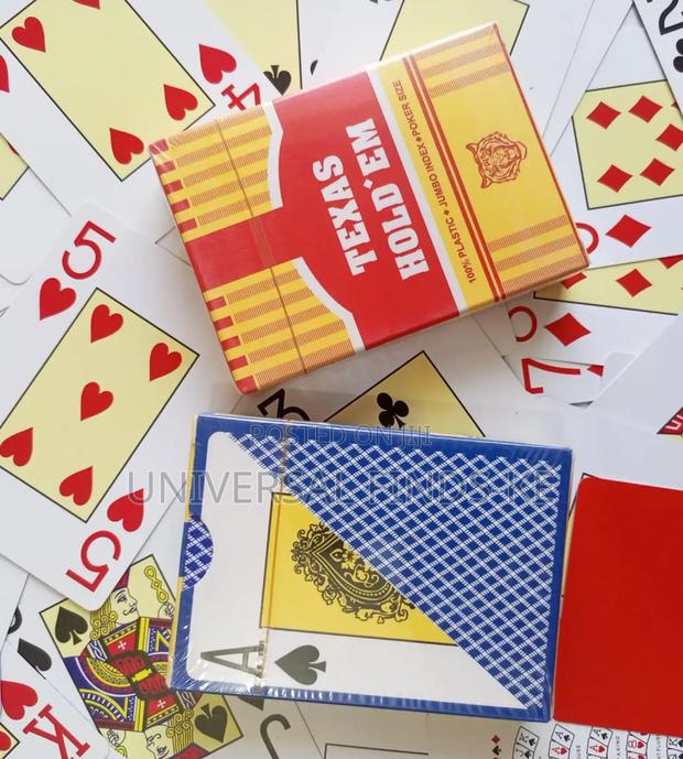 Texas Hold 'Em Plastic Playing Card Game - thumbnail 4