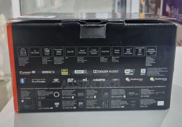 Sony A7r Iii Mirrorless Camera - thumbnail 3