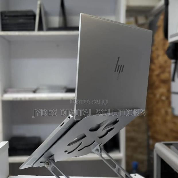 Laptop HP 16GB AMD Ryzen 5 SSD 512GB - thumbnail 3