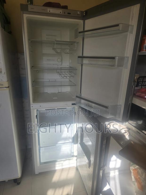 Bosch Fridge Freezer 290l