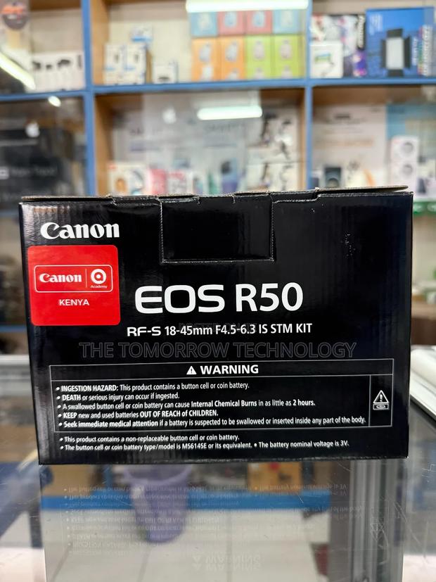 Canon Eos R50 With Rf 18-45mm Lens - main view