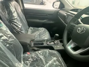 Toyota Hilux 2018 Green