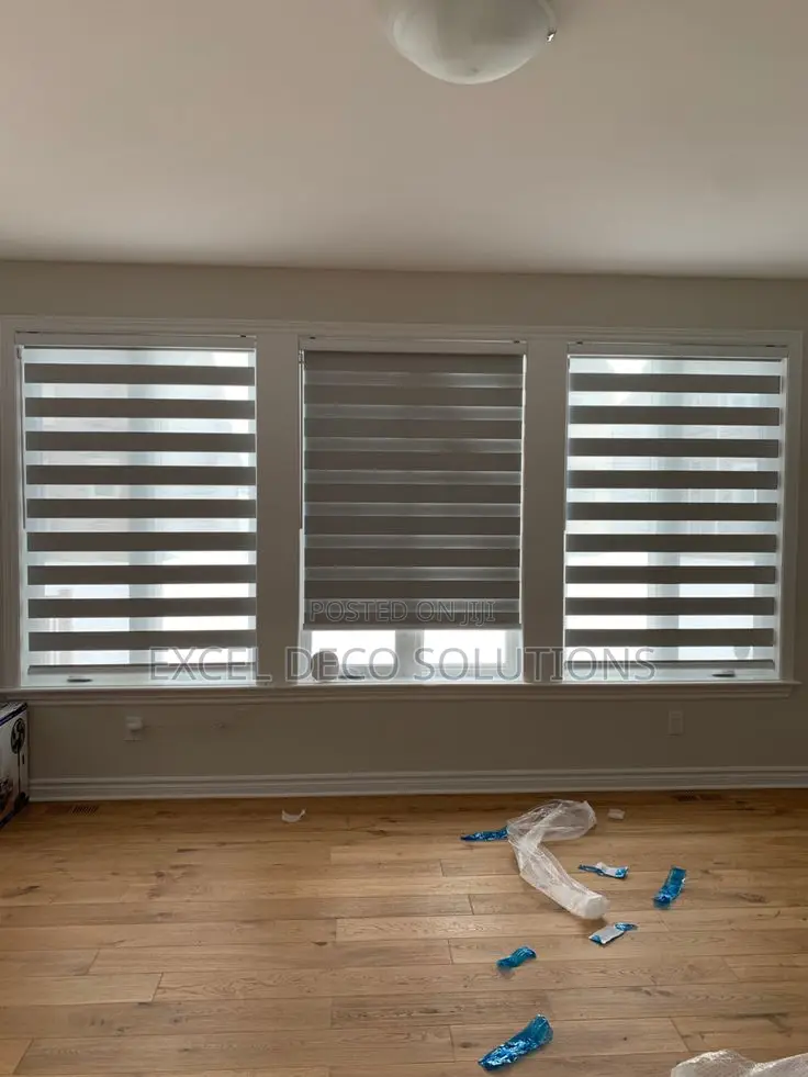 Privacy Window Covering/Zebra Roller Blinds