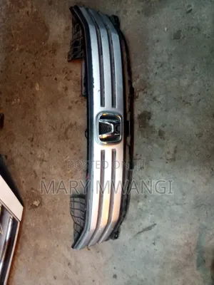 Honda Insight Grill 2008 at Ksh.9000