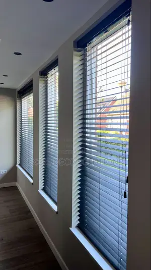 Sleek Aluminium Venetian Window Treatment