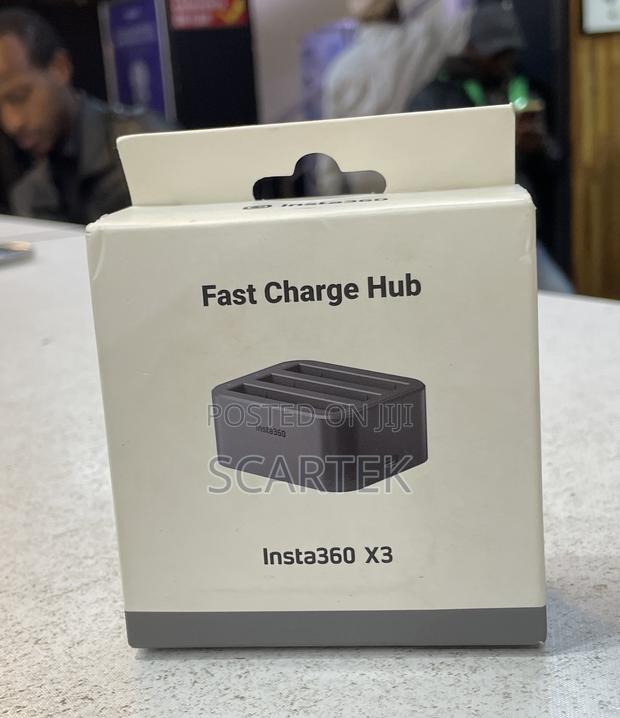 Insta360 X3 Fast Charge Hub