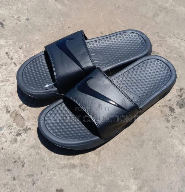Nike Slides - thumbnail 2