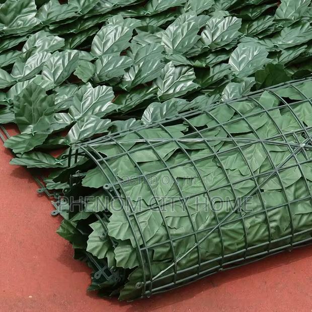New Green Modern Privacy Fence Available - thumbnail 2