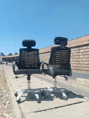 Elegant Office Chair With Headrest Tf9km