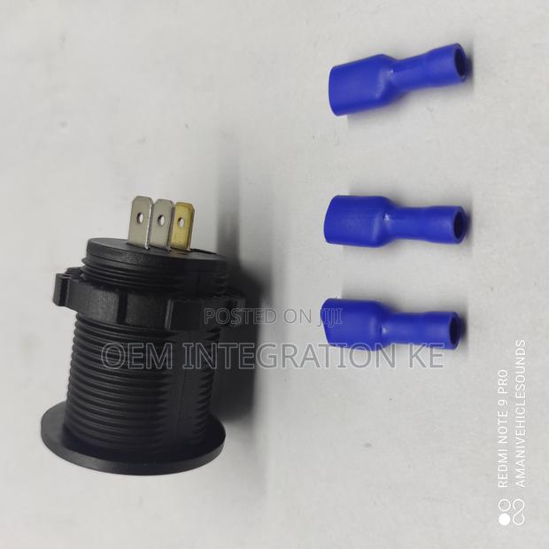 Blue Led Digital Dual Voltmeter - main view