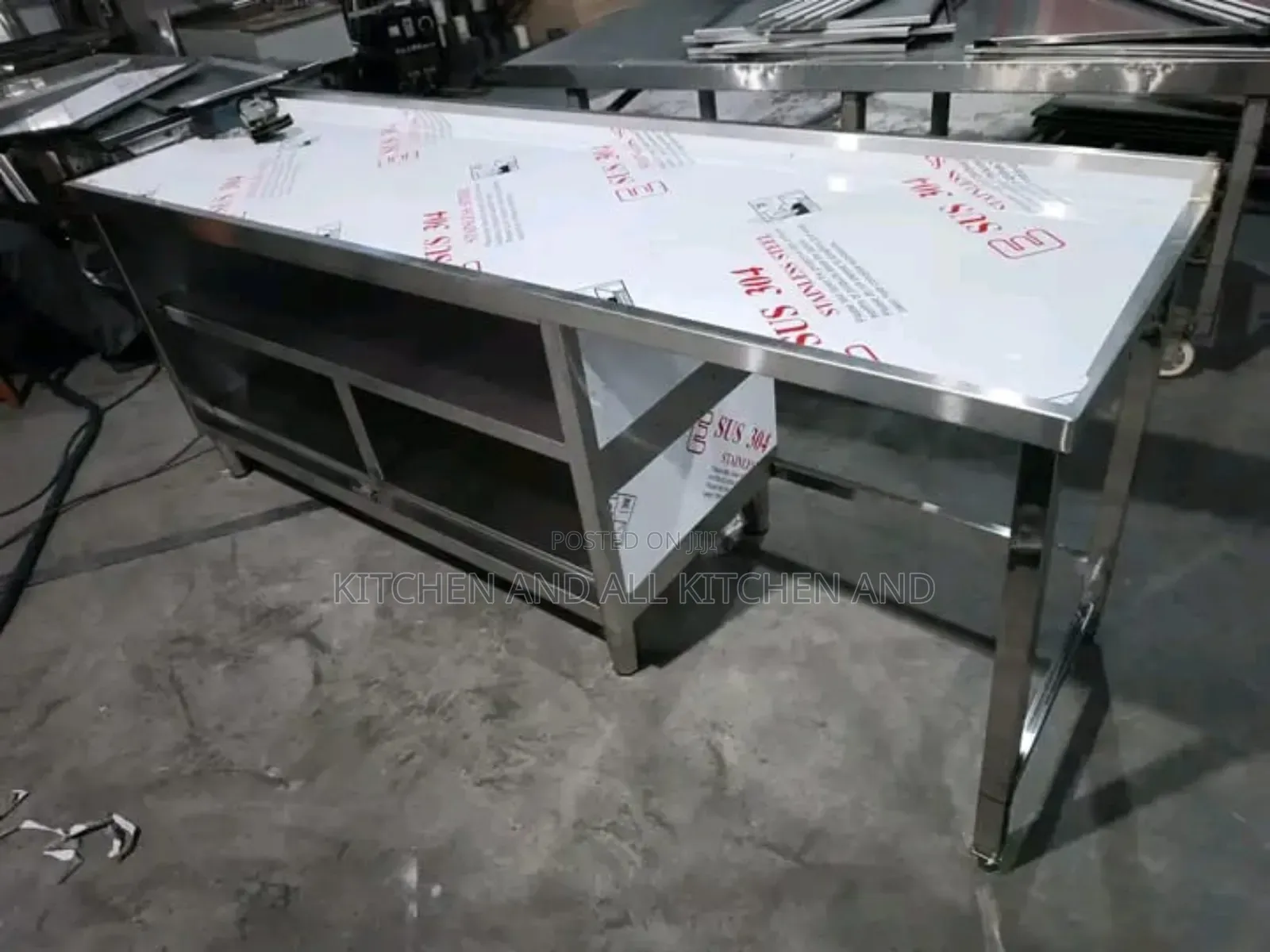 New Long Stainless Steel Work Table With Undershelves