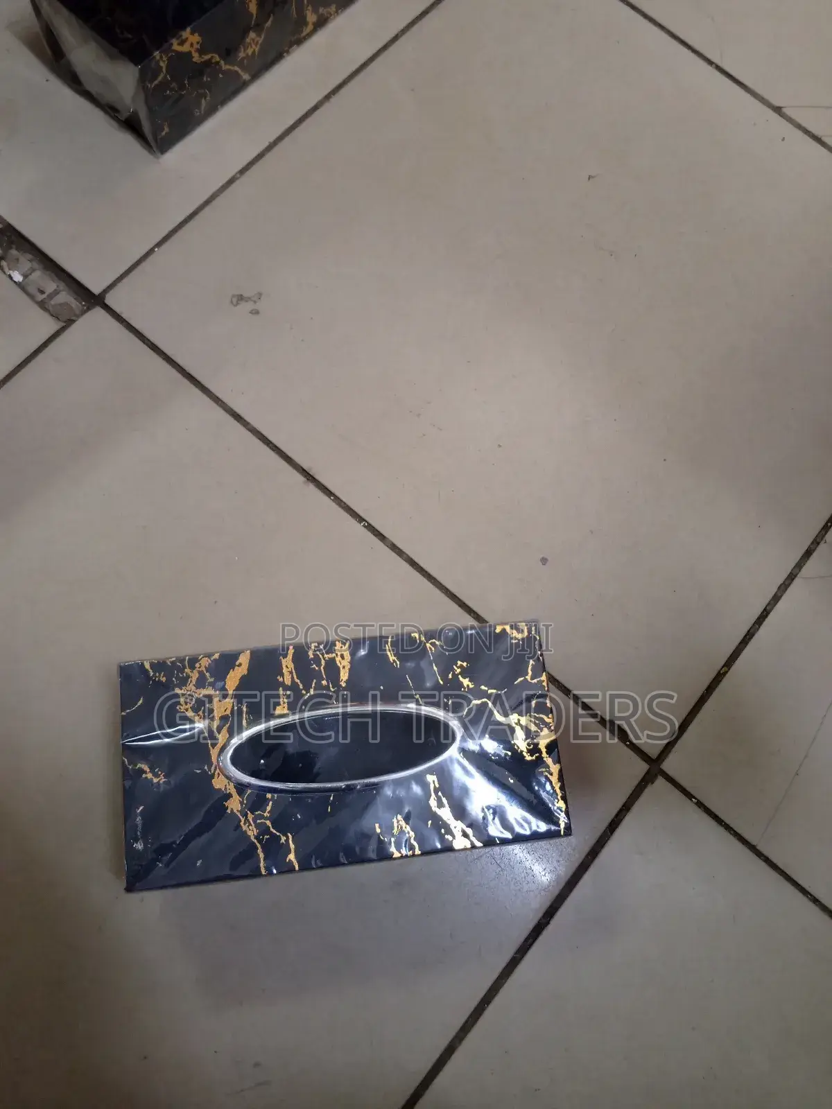 Serviette Holder