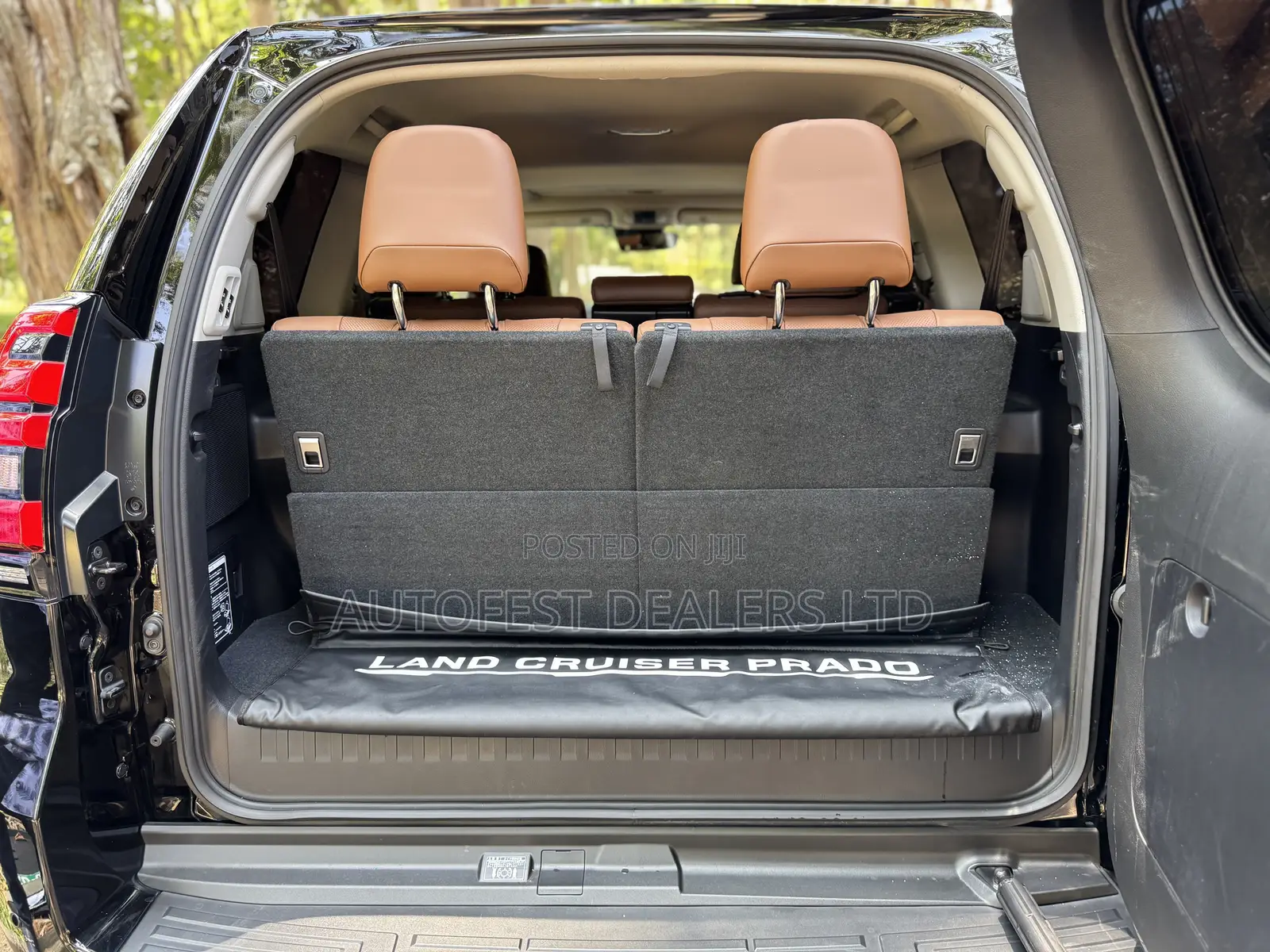 Toyota Land Cruiser Prado 2022 Black
