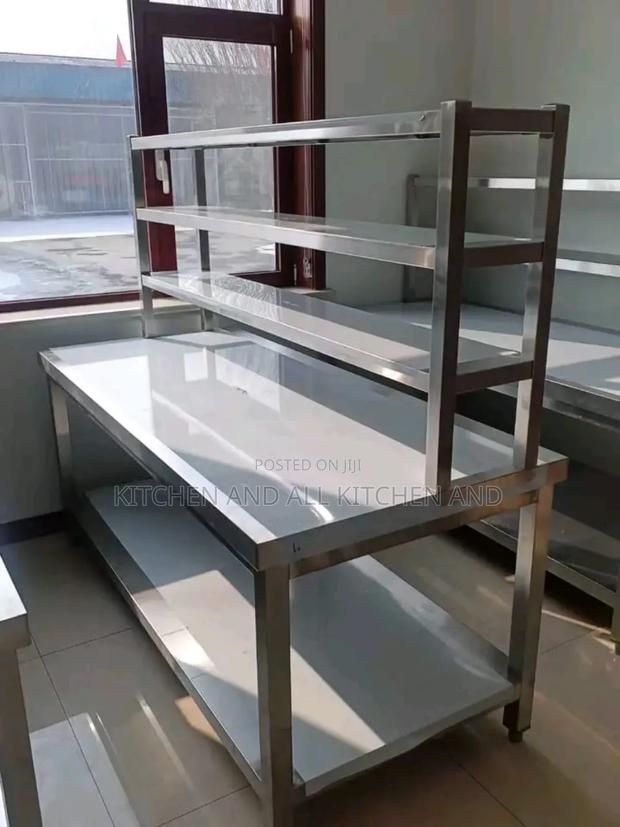 Top Class Stainless Steel Worktable