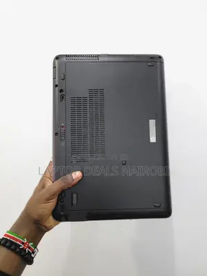 Laptop HP EliteBook 820 G1 8GB Intel Core I5 SSD 256GB