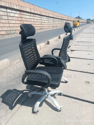 Black Ergonomic Headrest Office Chair Yv9es