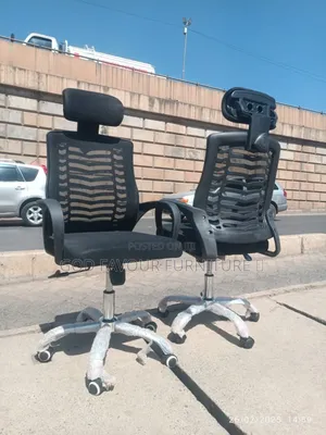 Quality Swivel Office Chair With Headrest Cb4qk