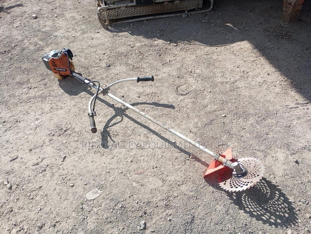 Hitachi 4 Stroke Ex Japan Grass Cutter