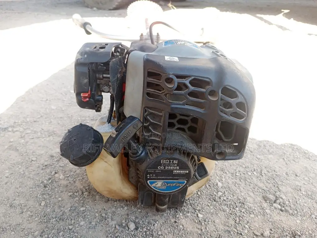 Hitachi 4 Stroke Ex Japan Grass Cutter