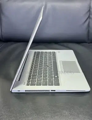 Laptop HP EliteBook 830 G5 8GB Intel Core i7 SSD 256GB