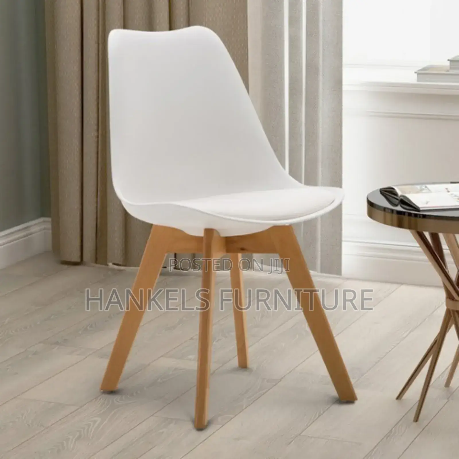 Modern Comfort Chair