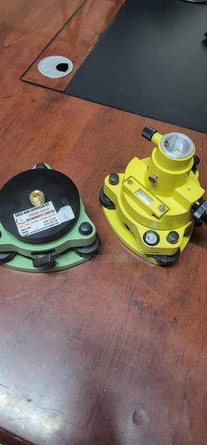 GNSS Tribrach With Levelling Bubble - main view