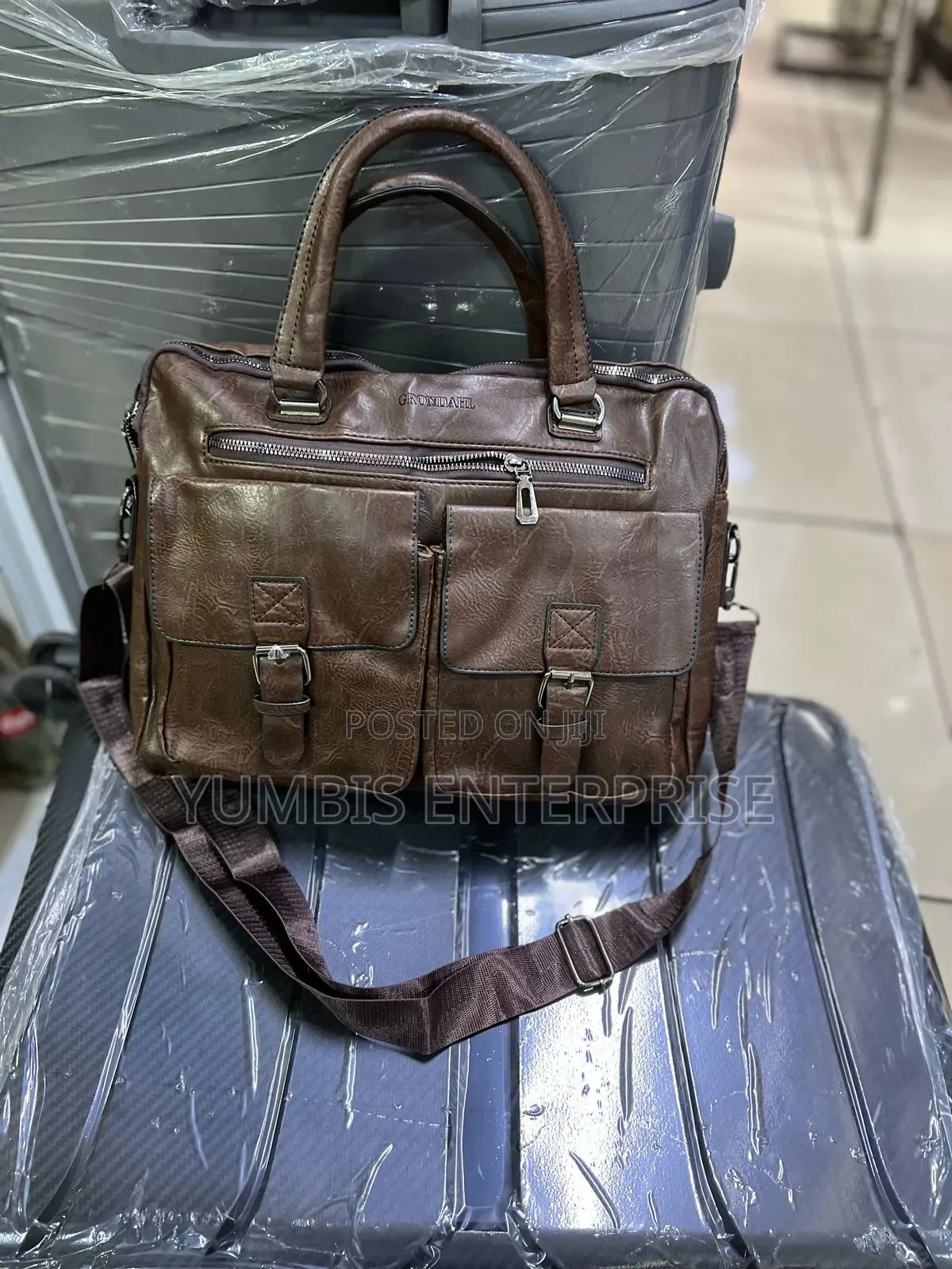 Darkbrown Leather Men's __Laptop/Shoulder --Bags at 1800