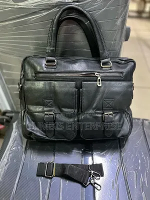 Black Leather/Shoulder/Documents/Laptop Men's Bags at 1800