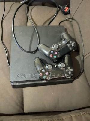 Playstation 4 Slim - main view