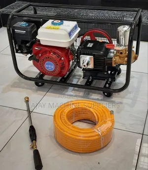 Troller Sprayer 7.5hp Engine