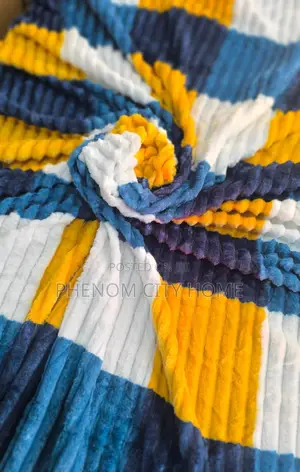 New Design Checked Fleece Blankets Available