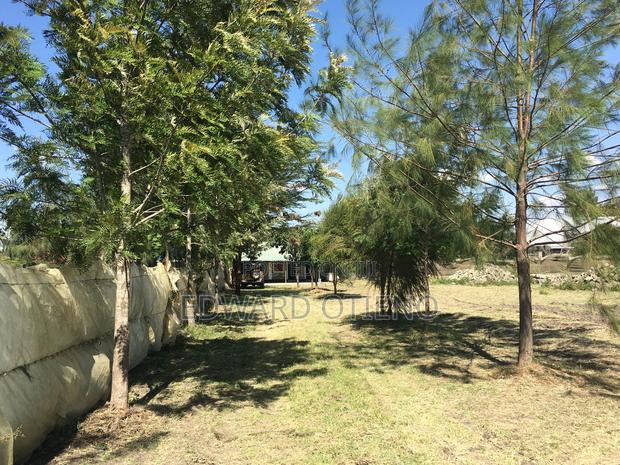 1.13 Acre and 1 Bedroomed Cottage for Sale