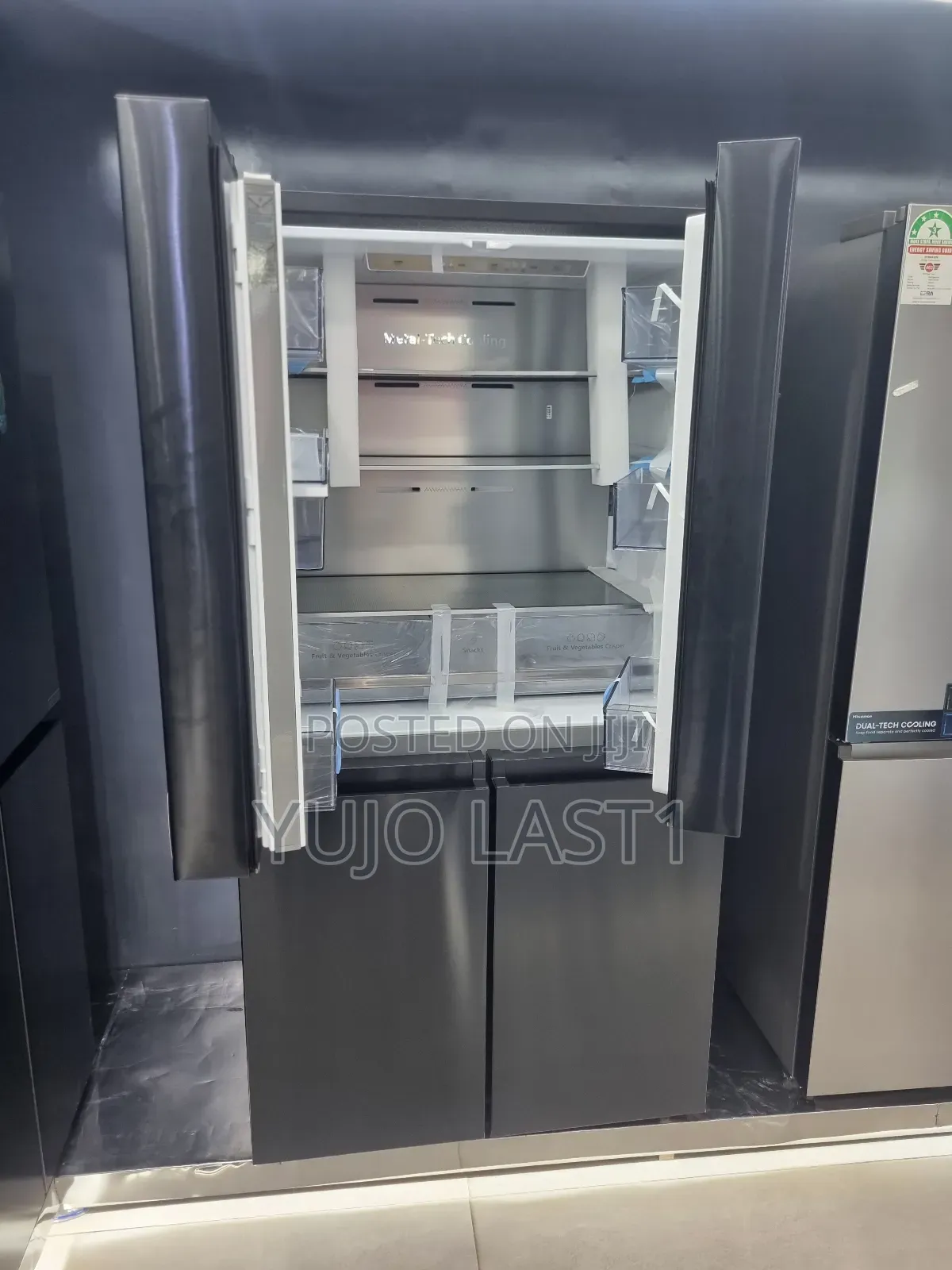 Hisense Fridge 579ltrs 4 Door Water Dispenser With Smart Series