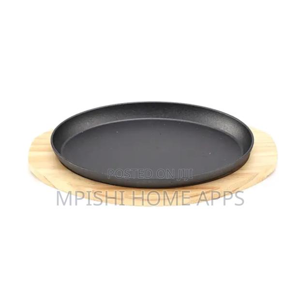 Sizzler Plate With a Wooden Base 30cm - thumbnail 5