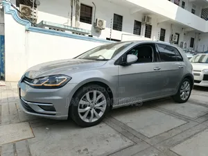 Volkswagen Golf TSI S FWD 2018 Gray