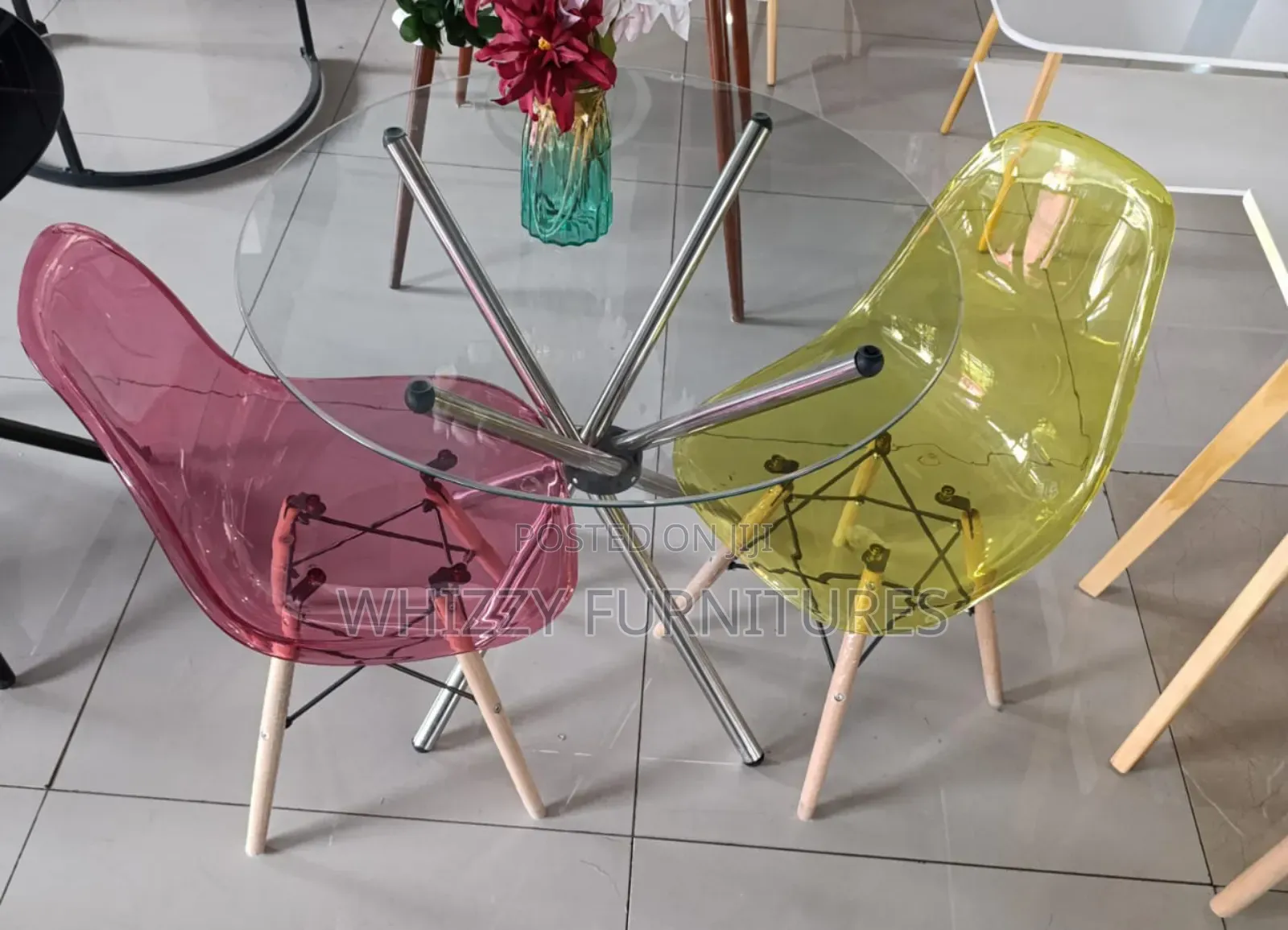 Sturdy Dining Set