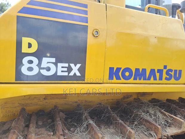 Komatsu Dozer - thumbnail 6