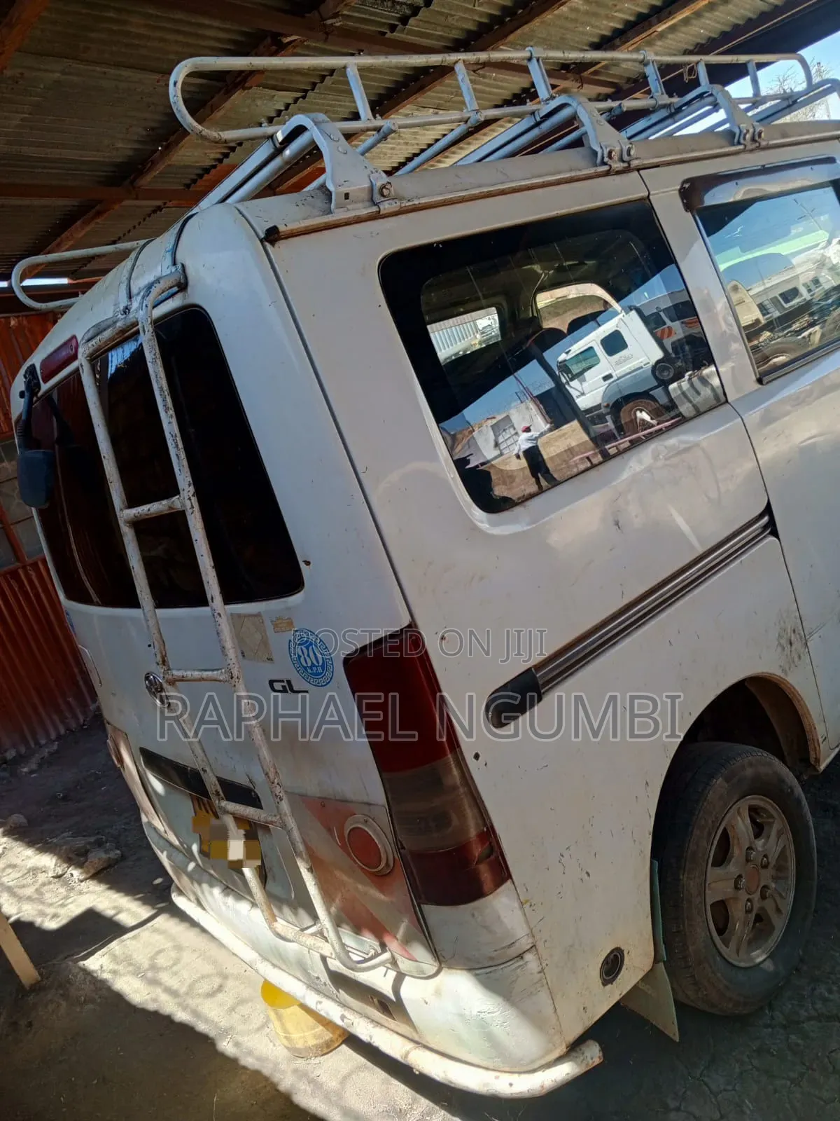 Toyota TownAce 2012 White