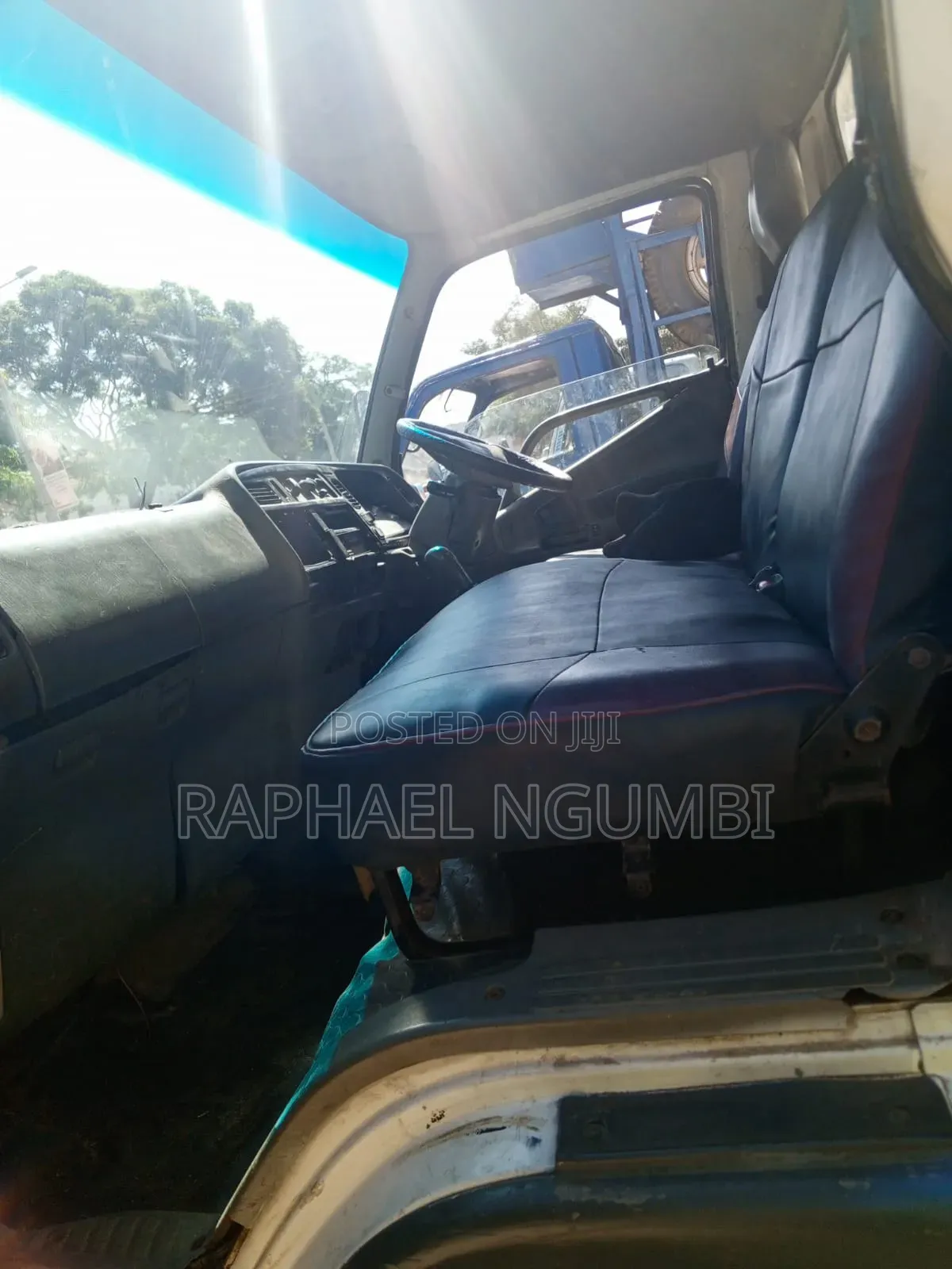 Mitsubishi Canter Kay