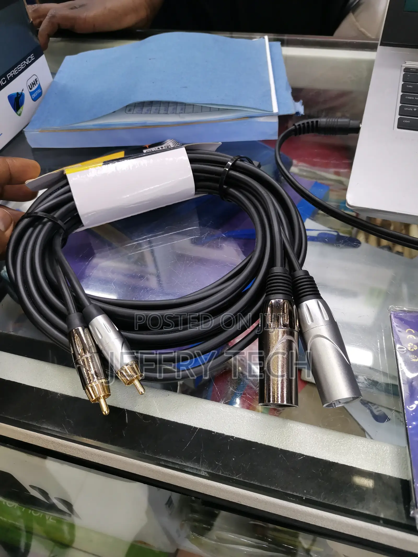 XLR Male to Rca Male Cable 1.5 MTR