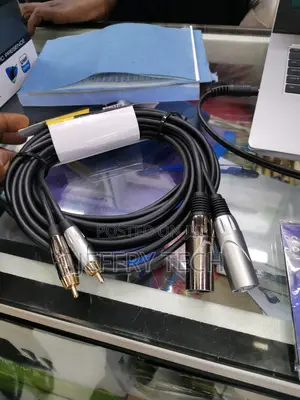 XLR Male to Rca Male Cable 1.5 MTR
