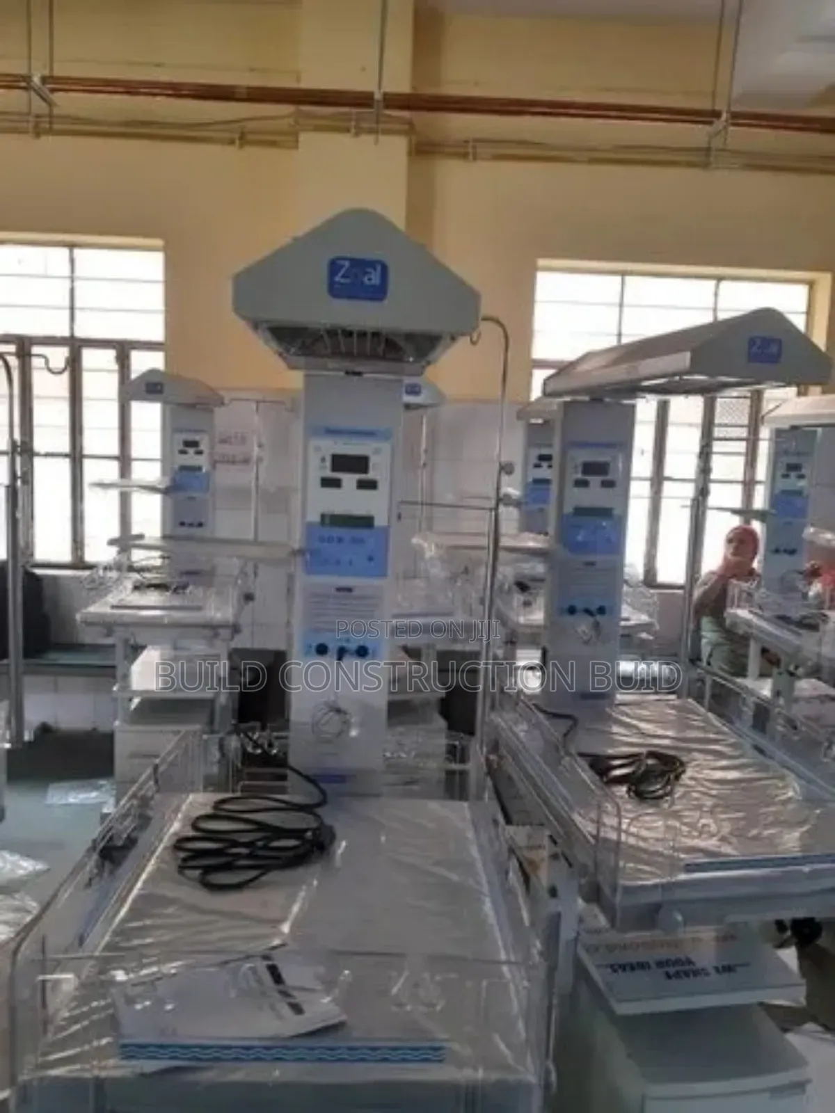 Radiant Warmer for New Borns/Infants.