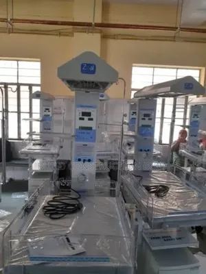 Radiant Warmer for New Borns/Infants.