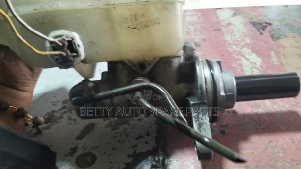 Toyota Hilux Revo Complete Master Cylinder - thumbnail 2