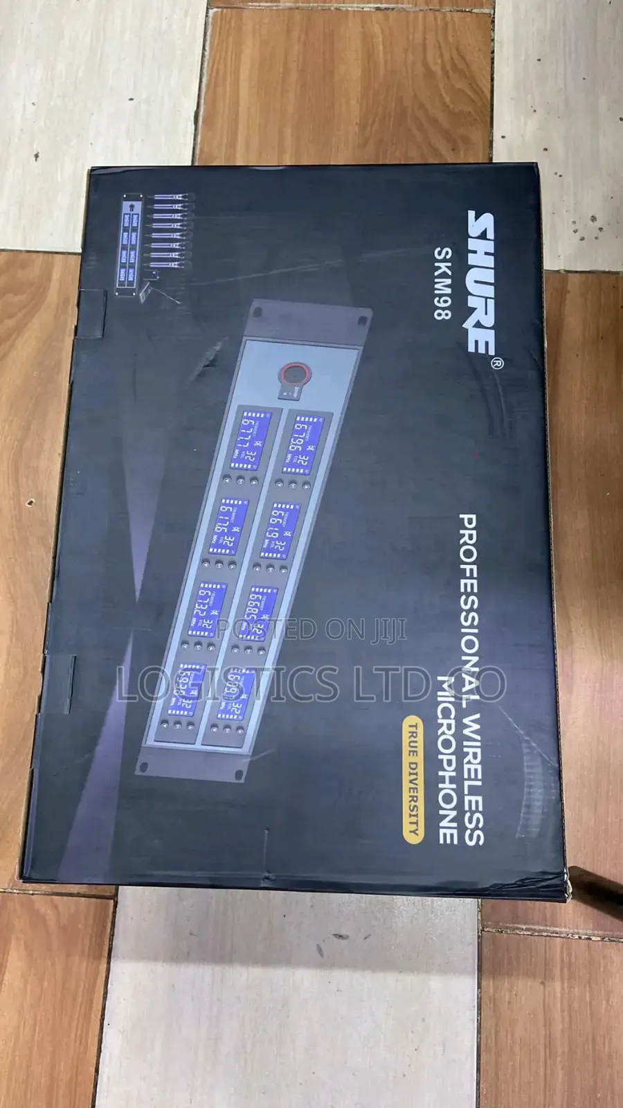 Shure Skm98 8 in 1 Wireless Microphone System