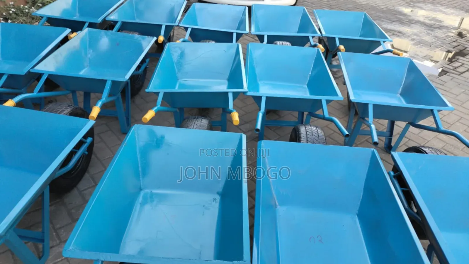 Heavy Duty Wheelbarrow Wifh Pneumatic Wheel
