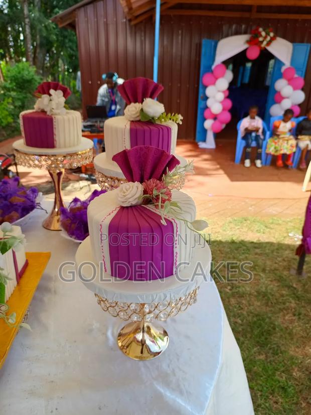 Wedding Cakes - thumbnail 10