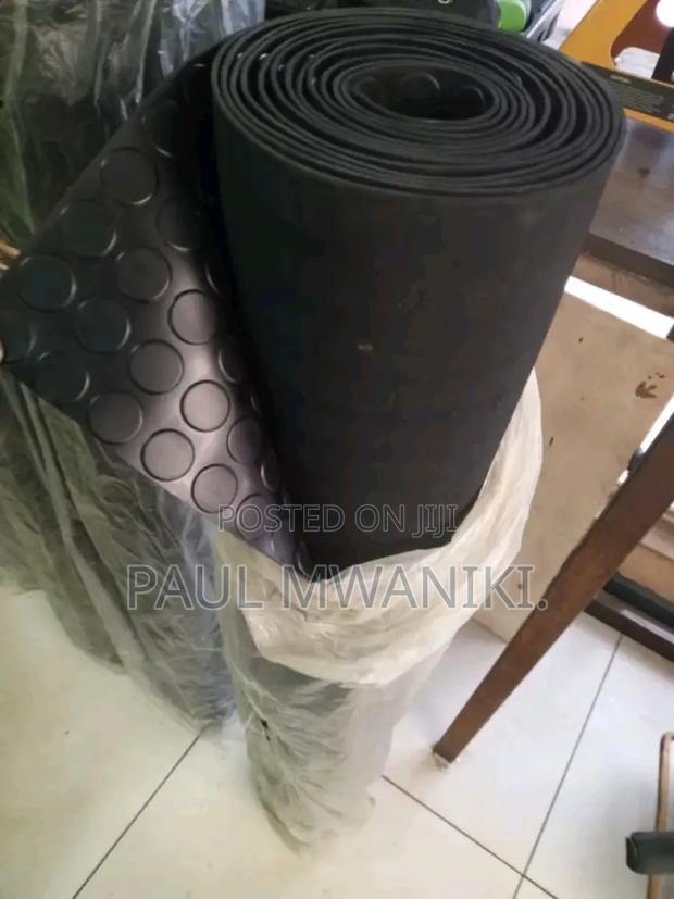 Anti-slip Coin Mat - main view
