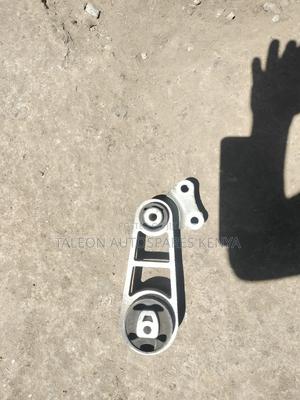 Mazda Demio Cross Member Mountain - thumbnail 2