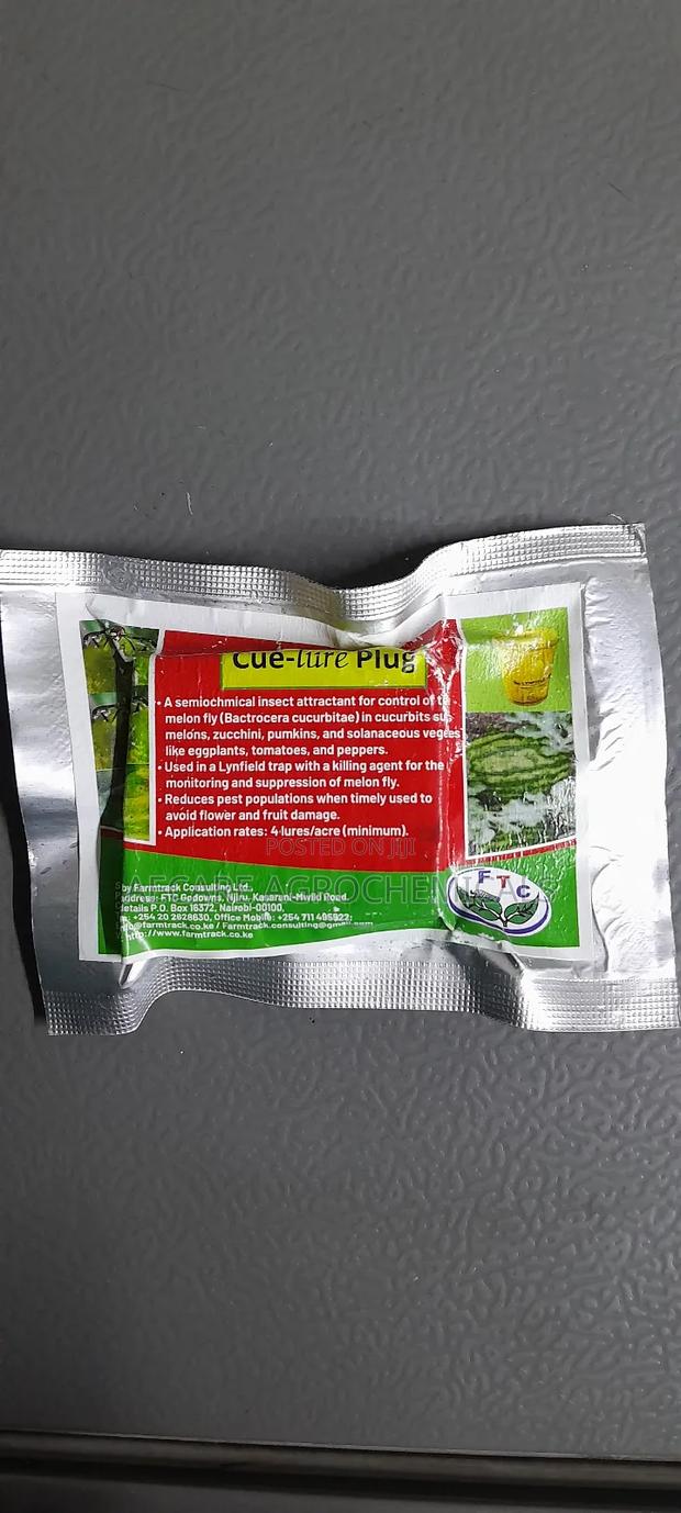 Cue-lure Plug Block Melon Fly Trap